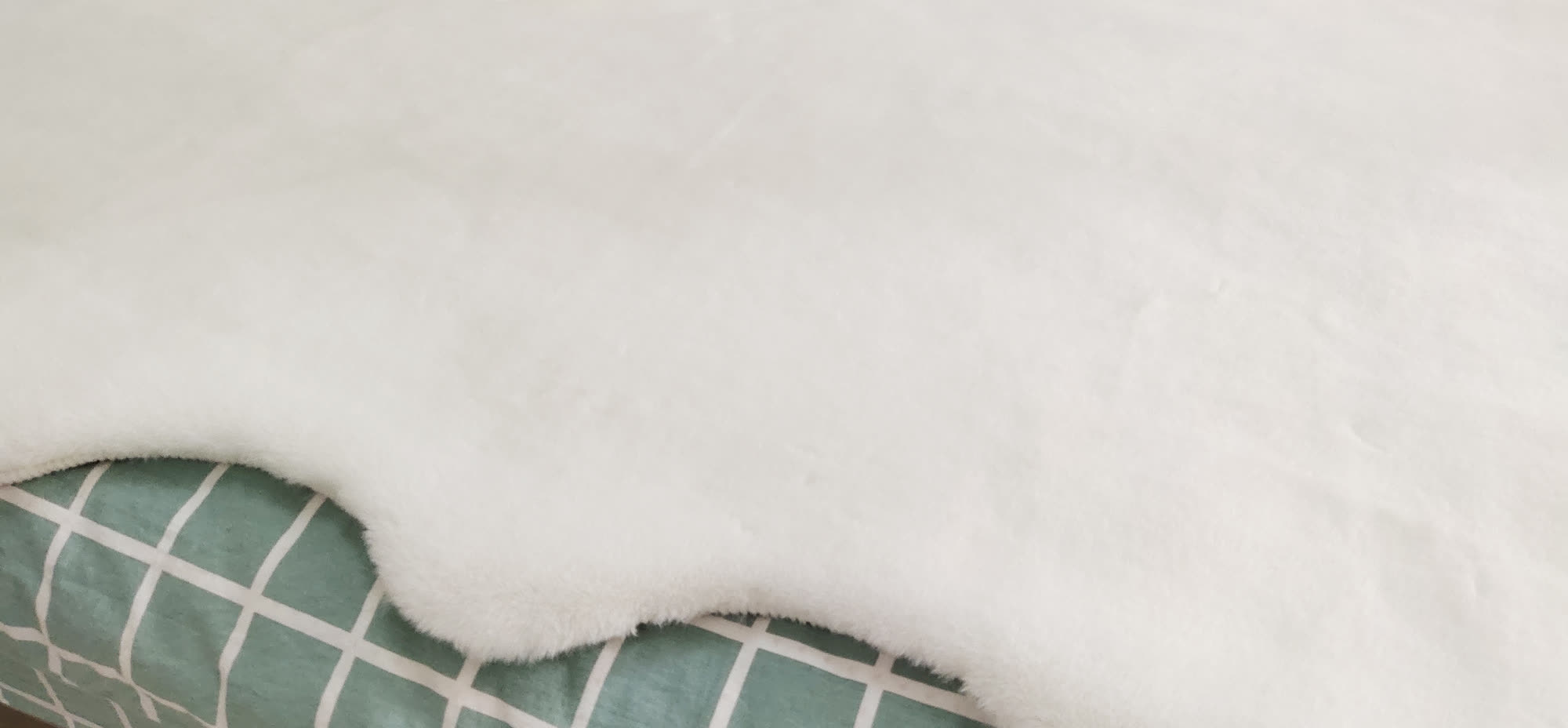 Premium Fluffy Carpet Design