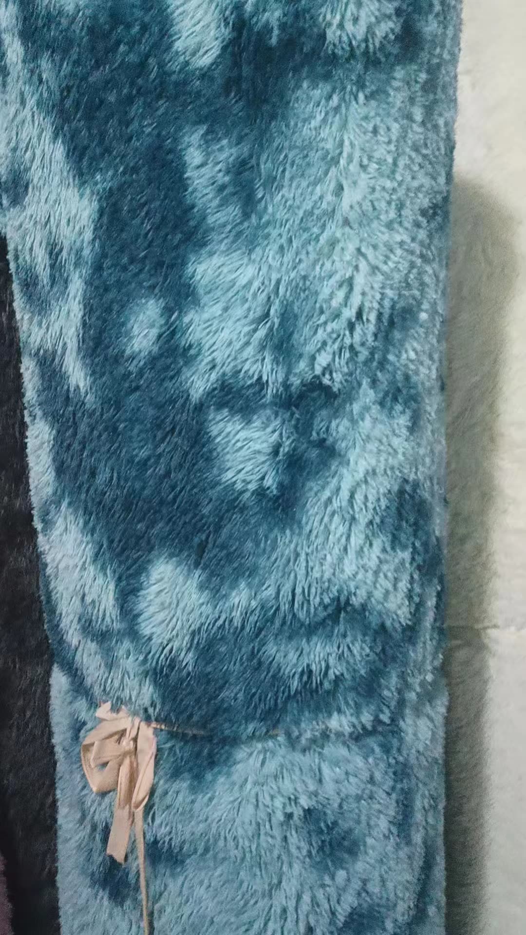 Premium Fluffy Rug Design