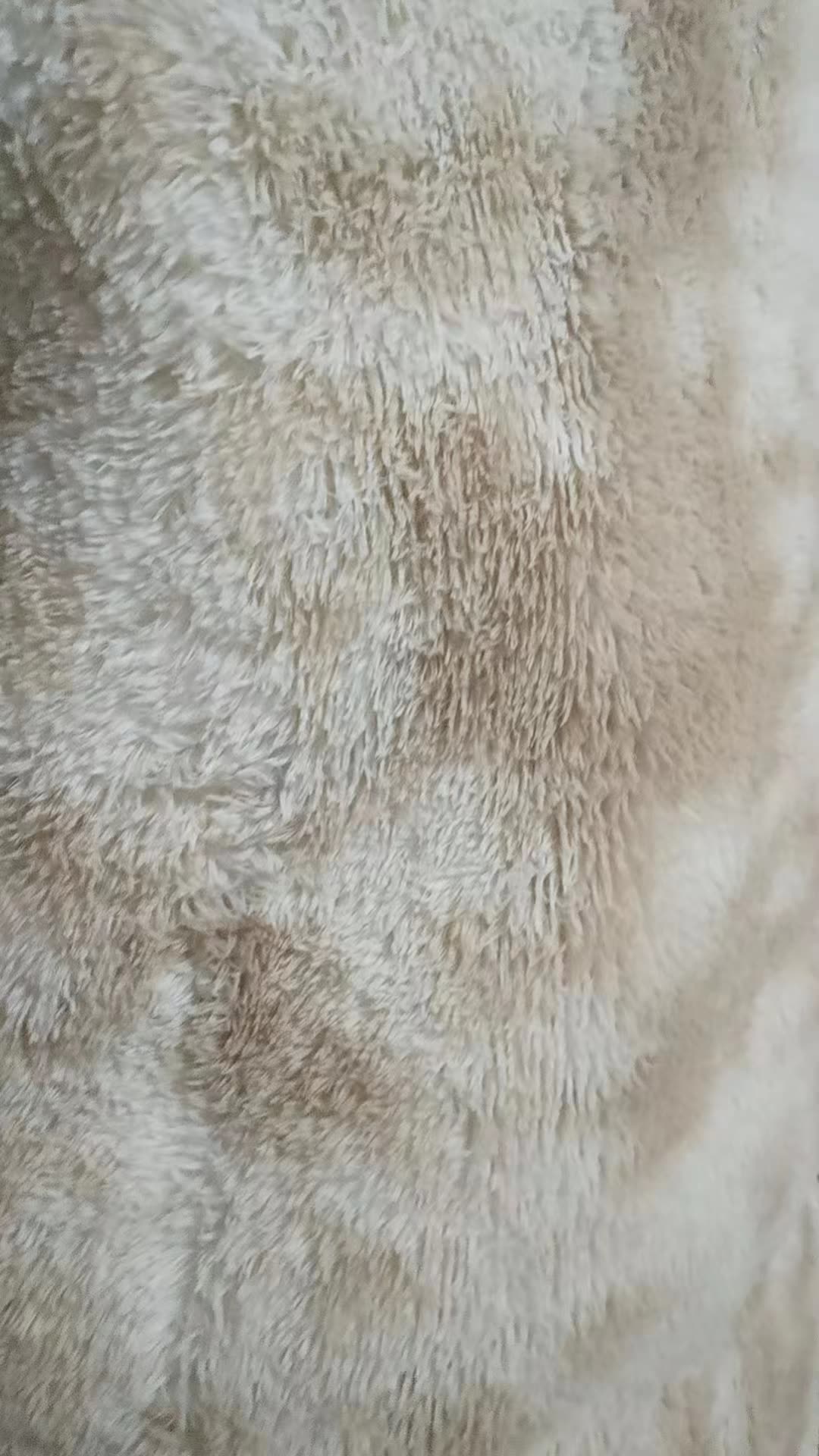 Premium Fluffy Rug Design